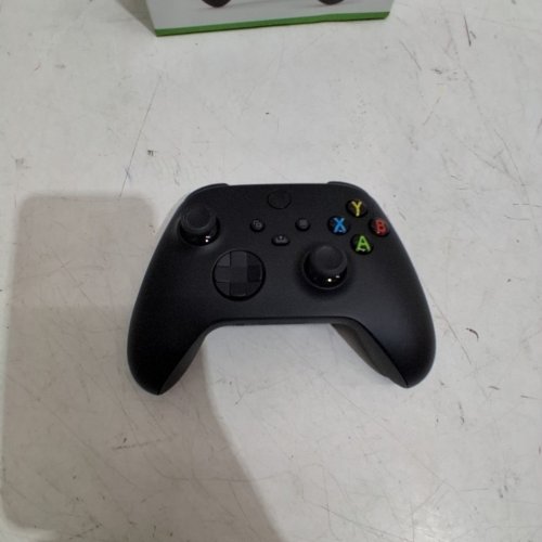 MICROSOFT XBOX WIRELESS CONTROLLER - BLACK (MODEL: 1914) image 2