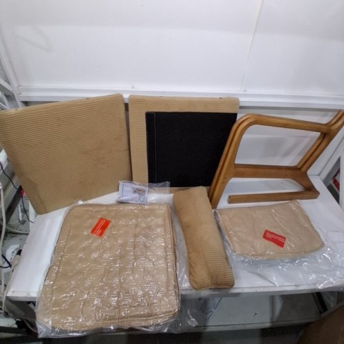 LOUNGE ACCENT CHAIR WITH ARMRESTS AND SEAT CUSHION - BEIGE/WOOD image 2
