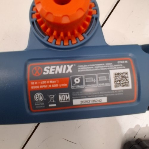 SENIX CORDLESS STRING TRIMMER / EDGER WITH BATTERY AND CHARGER- 20 V - BLUE (MODEL: GTX2-L) image 3