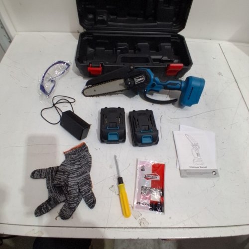 YAHHU PORTABLE ELECTRIC CORDLESS MINI CHAINSAW WITH 2 BATTERIES - 6" - 21 V - BLUE/BLACK (MODEL: CHAINSAW-BLUESET) image 5