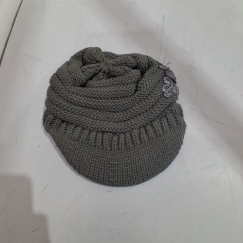 KNIT HAT WITH BRIM AND FLOWER DECORATION - OSFM - GREY image 2