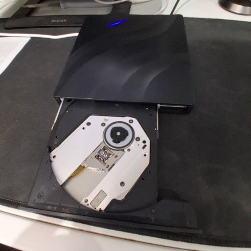 EXTERNAL BLU-RAY DRIVE - BLACK image 3