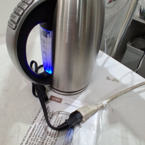 CUISINART CPK-17C PROGRAMMABLE KETTLE image 2