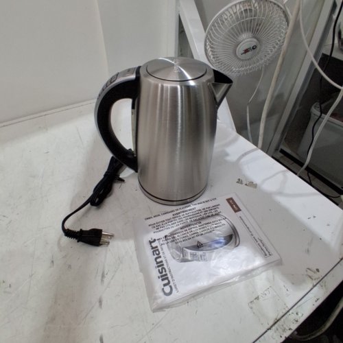 CUISINART CPK-17C PROGRAMMABLE KETTLE image 3