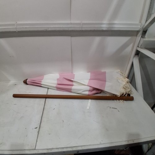 AMMSUN FRINGED PATIO UMBRELLA - 7FT - PINK / WHITE image 2