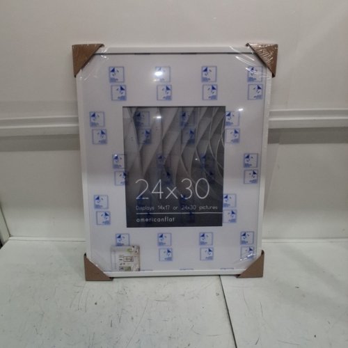 AMERICANFLAT PLEXIGLASS PICTURE FRAME - 24" X 30" - WHITE image 2