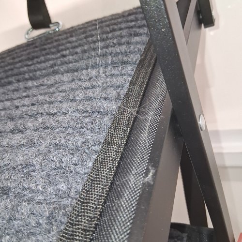 VEVOR FOLDABLE PORTABLE LIGHTWEIGHT DOG STAIRS FOR CAR WITH 5 EXTRA WIDE STEPS & NON-SLIP RUG SURFACE - 200LBS - BLACK (MODEL: 40X33-6) image 3