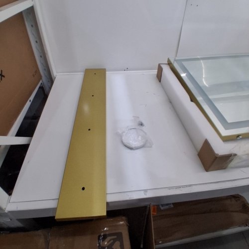 HASIPU VANITY MIRROR WITH LIGHTS - 22" X 32" (MODEL: ZAW9002S-G) image 4