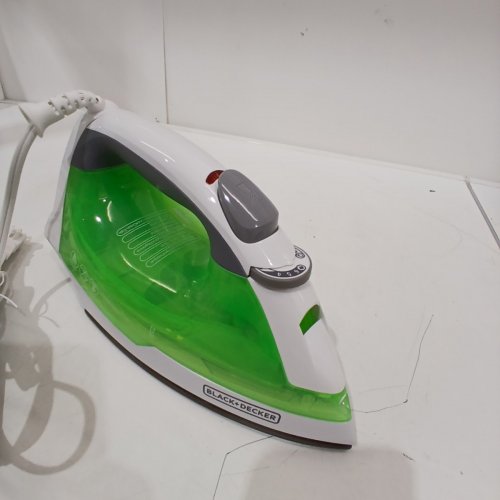 BLACK & DECKER EASY STEAM COMPACT IRON - LIME GREEN (MODEL: IR02V) image 4
