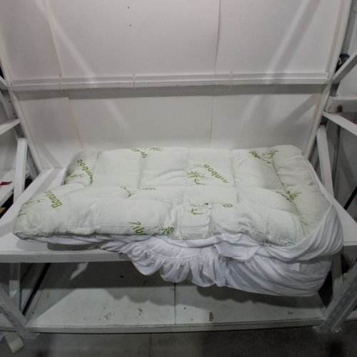 BAMBOO MATTRESS TOPPER - QUEEN - WHITE/GREEN image 3