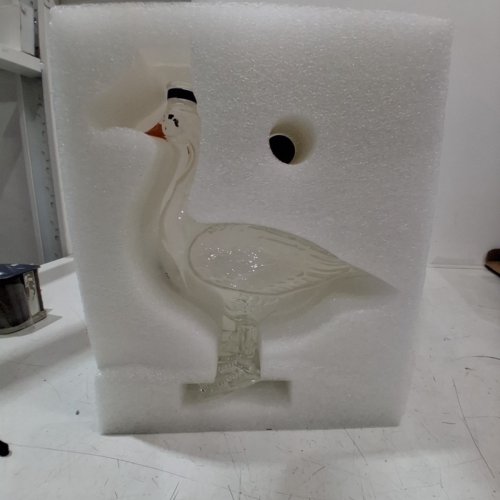 GREY GOOSE 30TH ANNIVERSARY GOOSE-SHAPED GLASS BOTTLE - 350 ML CAPACITY - CLEAR image 2