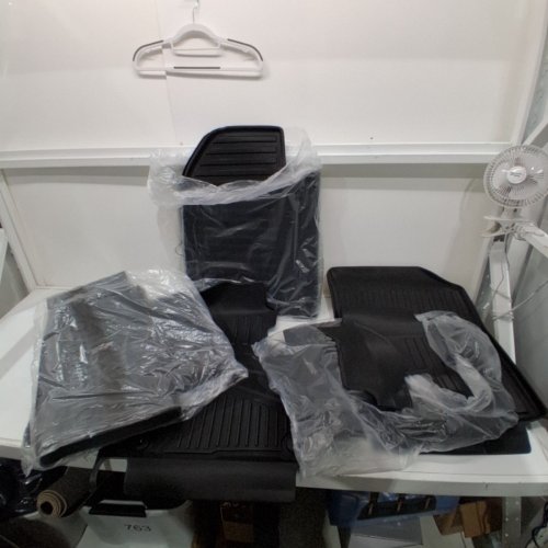 FLOOR MATS SET FIT FOR 2021-2026 KIA SORENTO GASOLINE 6/7 SEATS - BLACK (MODEL:FM-KI-007-7-ZH-3%-AOM-CA) image 3