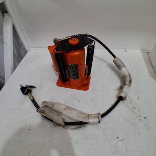 VEVOR MANUAL HEAVY DUTY WELDED AIR HYDRAULIC BOTTLE JACK WITH PUMP - 20TON - ORANGE (MODEL: MR8004) image 2