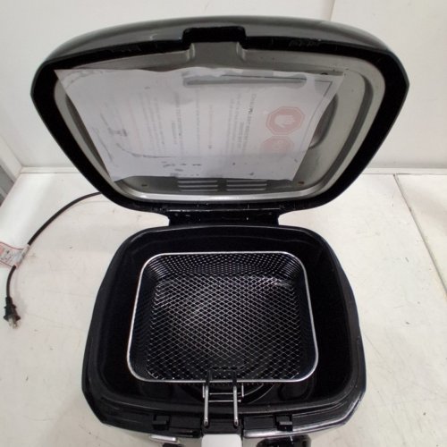 STARFRIT COMPACT DEEP FRYER - 2.5L CAPACITY - BLACK (MODEL: 024611) image 4