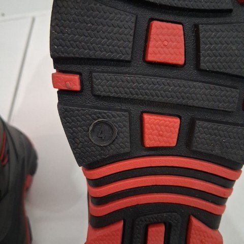 BOY'S ELEMENTS INSULATED WATER-RESISTANT BOOTS - SIZE 4 - GRAY BLACK RED (ITEM: 8631014) image 5