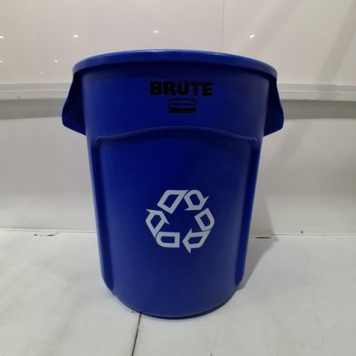 RUBBERMAID COMMERCIAL PRODUCTS VENTED BRUTE - 32 GALLON - BLUE (MODEL: FG263200BLUE) image 2