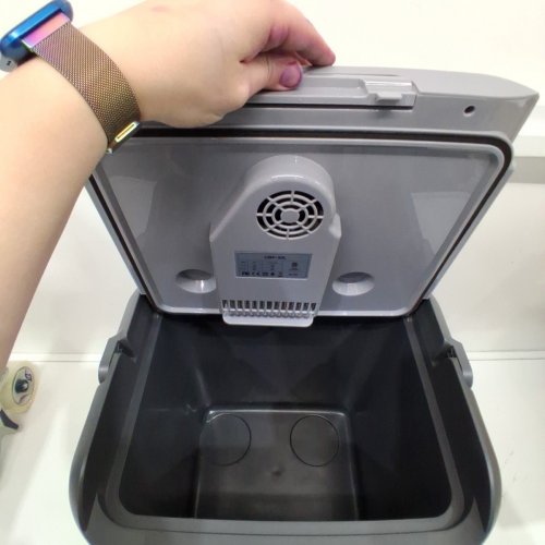 GARVEE PORTABLE CAR ELECTRIC COOLER & WARMER - 32QT - LIGHT GREY (MODEL:PAE_33KMVWQ8) image 4