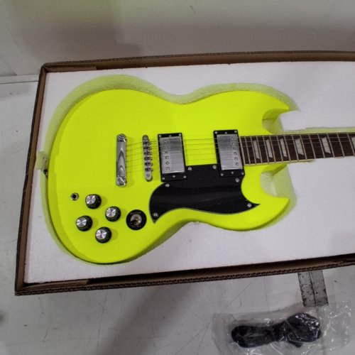 LEO JAYMZ SOLID BODY ELECTRIC GUITAR WITH POPLAR WOOD BODY/MAPLE NECK/LAUREL WOOD FRETBOARD- 39" - FLUORESCENT GREEN (MODEL: LJNSG) image 4