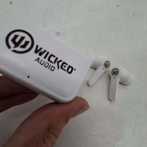 WICKED AUDIO APOC HANDS FREE TRUE WIRELESS HEADPHONES -27H BATTERY - WHITE (MODEL: WITW5251) image 4