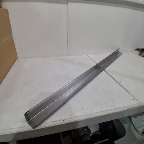 6PC METAL PEAK GUTTERS FLASHING ANGLE - 4FT - STAINLESS STEEL image 3