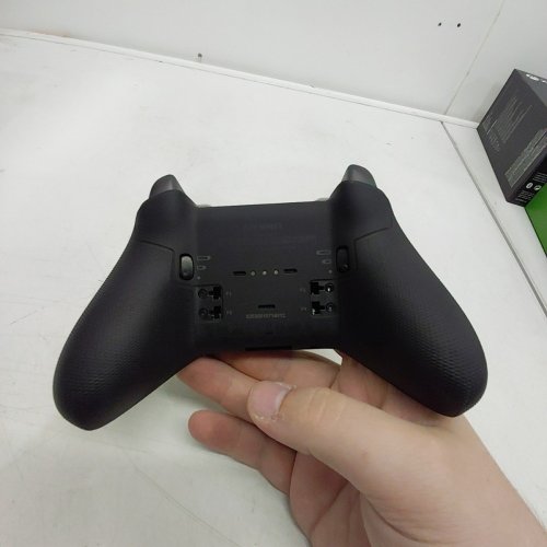 XBOX ELITE WIRELESS CONTROLLER SERIES 2 - XBOX ONE ELITE 2 CONTROLLER EDITION image 3