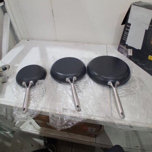 3PC OXO NON-STICK ENHANCED SERIES FRY PAN SET - 8", 10", 12" - BLACK (ITEM: CC005960-004) image 4