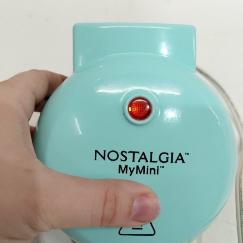 NOSTALGIA MYMINI WAFFLE MAKER - MAKES 5" WAFFLES - AQUA (MODEL: MWF5AQ) image 2