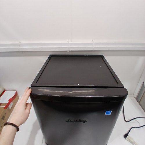 DANBY COUNTERTOP COMPACT E-STAR RATED MINI REFRIGERATOR -1.7 CU.FT. - BLACK (MODEL: DAR017A3BDB) image 6