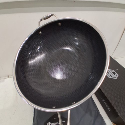 HEXCLAD HYBRID STAINLESS STEEL WOK WITH STAY COOL HANDLE - 12" - BLACK/STAINLESS STEEL (MODEL: ‎HEX12WOK) image 3