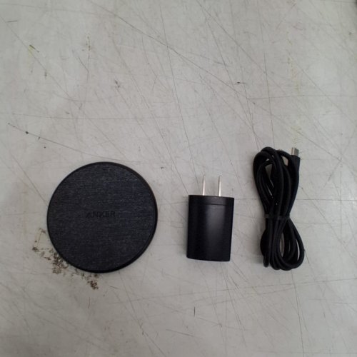 ANKER ULTRA SLIM WIRELESS CHARGING PAD - 4FT CABLE - 10W - BLACK/GREY (MODEL: A2548) image 3