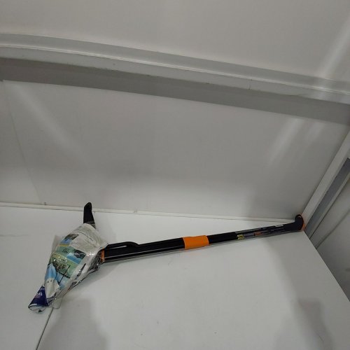 FISKARS DELUXE STAND-UP WEEDER image 4