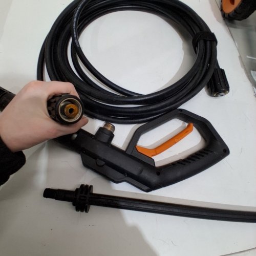 WORX ELECTRIC PRESSURE WASHER WITH INTEGRATED SOAP DISPENSER - 13AMP - 1900PSI - SILVER/BLACK - (MODEL: WG606) image 4