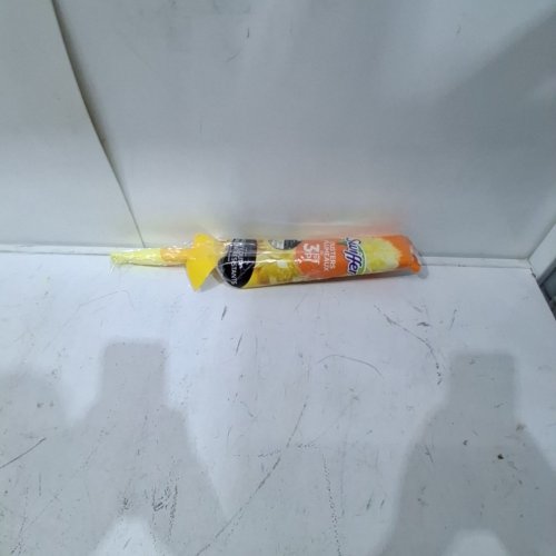 SWIFFER HEAVY DUTY SUPER EXTENDER HANDLE DUSTER WITH 4 DUSTER HEADS - 3FT - YELLOW image 3