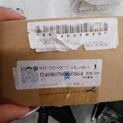 2PK ENGINE VARIABLE VALVE TIMING SOLENOID VVT- FOR LAND ROVER LR2 2013 - 2015 - (K5T45588) image 2