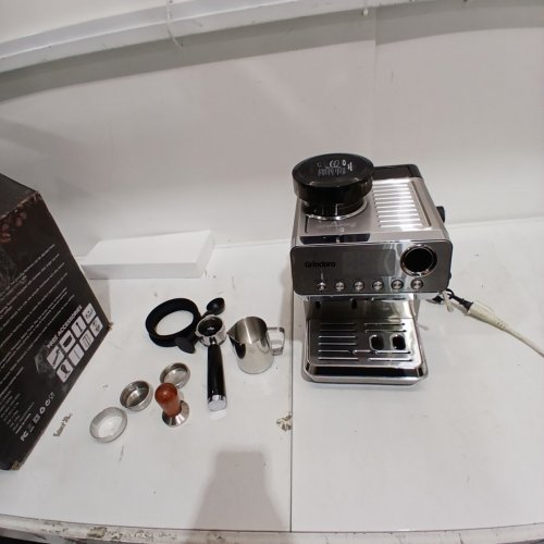 GRINDORA ESPRESSO COFFEE MACHINE - 1500W 120V - CHROME (MODEL: CM1628C) image 3