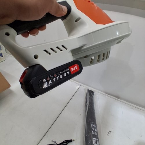CORDLESS LEAF BLOWER - 21 V - WHITE / ORANGE / BLACK (MODEL: JY-LB2202) image 2