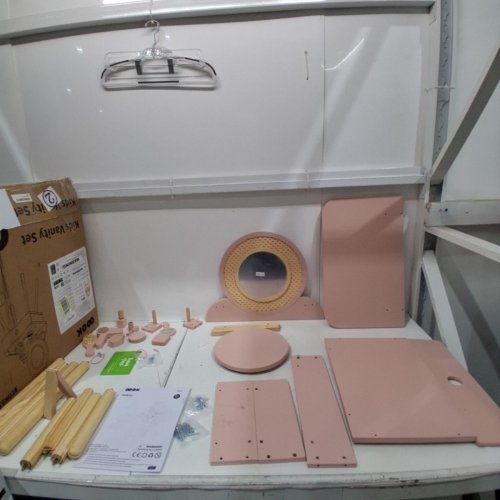 11PC OOOK KIDS VANITY TABLE AND CHAIR SET WITH ACCESSORIES - 20" X 14" X 35" - PINK (MODEL: BCOK017) image 2