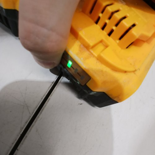 2PK BATTOOL 8000MAH LITHIUM-ION POWER TOOL REPLACEMENT BATTERIES - 20V, 8.4 AH - YELLOW / BLACK image 3