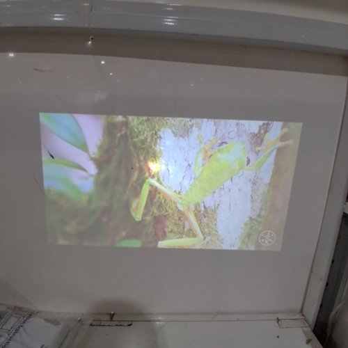 GKLPO PROFESSIONAL MINI VIDEO PROJECTOR - WHITE - (MODEL: HI-04) image 3
