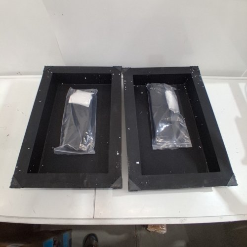 2PC VEVOR SHOWER NICHE - 16" X 24" - BLACK image 3