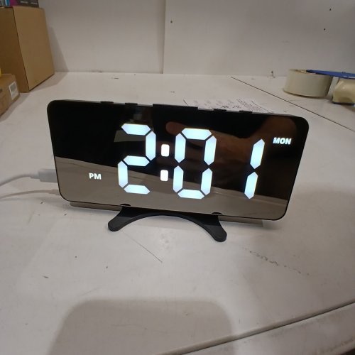 LED DIGITAL ALARM CLOCK - BLACK/MIRROR image 2