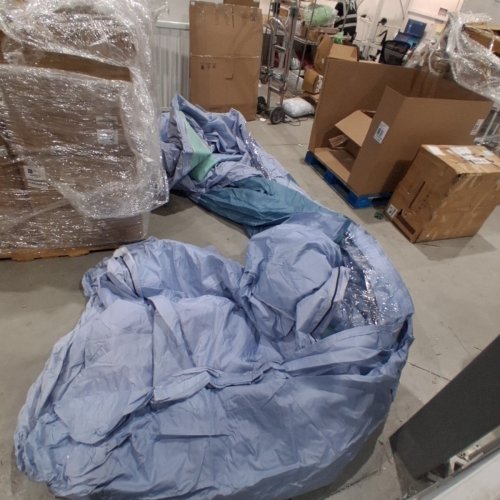 OUTDOOR BLOW UP CAR PAINT TENT - 20FT X 13FT X 9FT (please see notes about size info) - BLUE image 3