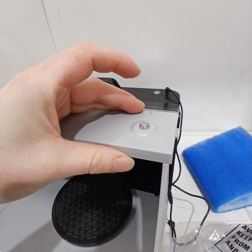 PORTABLE FOLDABLE AIRBRUSH SPRAY BOOTH WITH 4 LED LIGHTS, DUAL EXHAUST FANS, TURNTABLE AND 6FT EXTENSION HOSE - 5.2M³/MIN AIR FLOW (MODEL: AH-310) image 4