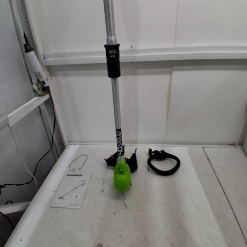 GREENWORKS CORDLESS STRING TRIMMER *TOOL ONLY*- 40V - 12" - GREEN/BLACK (MODEL: STF309) image 3