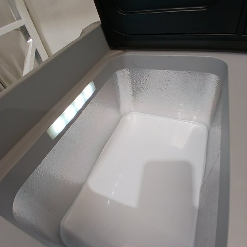 EUHOMY REFRIGERATOR DUAL ZONE ELECTRIC COOLER - 35QT - 12V - 25" - GREY/BLACK (MODEL: CF018-35BL-CAEH) image 3