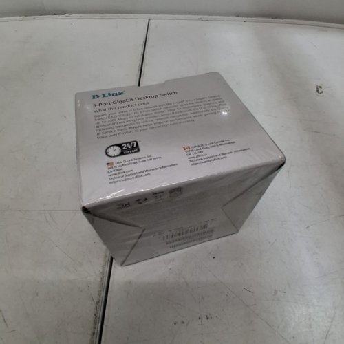 D-LINK 5 PORT GIGABIT ETHERNET UNMANAGED METAL DESKTOP SWITCH - BLACK (MODEL : DGS-105GL) image 3