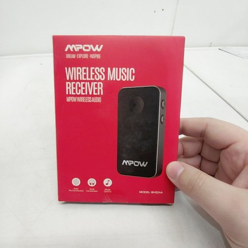 MPOW RECHARGEABLE BLUETOOTH WIRELESS MUSIC RECEIVER WITH 3.5MM AUX ADAPTER - CONNECTS UP TO 2 DEVICES SIMULTANEOUSLY - BLACK (MODEL: BH524A) image 2