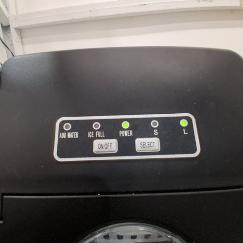 FRIGIDAIRE COMPACT COUNTERTOP ICE MAKER - MAKES 26LBS PER DAY - BLACK (MODEL: EFIC128-BLACK-6C0M) image 2