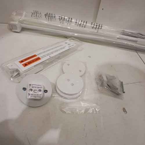 RETRACTABLE BABY GATE EXTRA WIDE SAFETY GATE - 33" X 55" - WHITE (MODEL: SH20) image 3