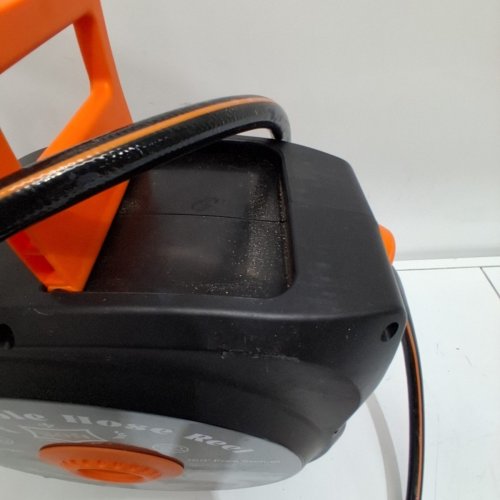 HONGMAI RETRACTABLE HOSE REEL WITH 10 PATTERN NOZZLE -50FT - BLACK / ORANGE image 3